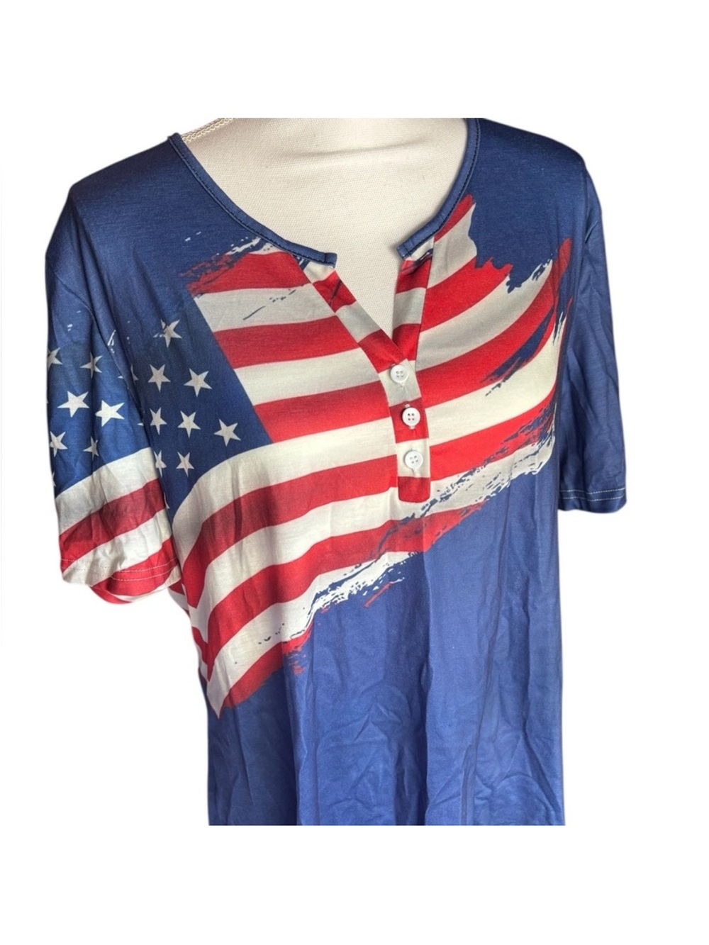 Women’s American Flag Graphic Henley Tee – XL (Fits Like Large) NWOT